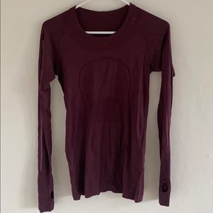 burgundy lululemon long sleeve size 6